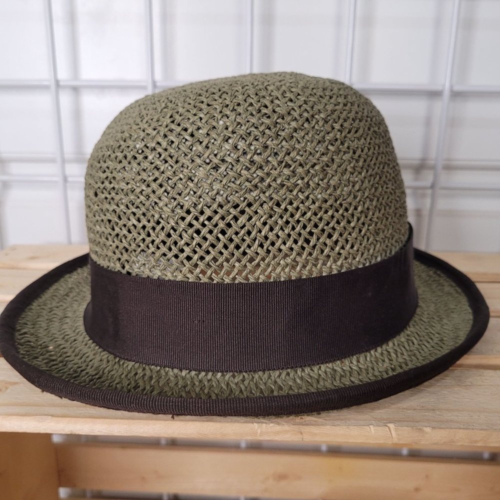 Delux Green Straw Cloche Hat size 7 1/8 Medium - Picture 2 of 7